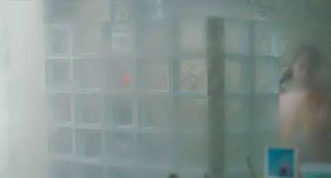 Fully naked Prakriti Maduro from La noche de las dos lunas (2018)