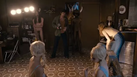 Maggie Gyllenhaal's hot sex scene from The Deuce s01e02 (2017)