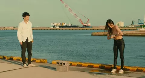 Naked Yuki Mamiya banged in Wet Woman in the Wind (2016)