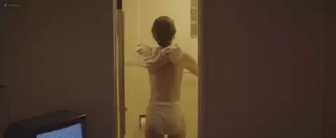 Celia Rowlson-Hall nude - Ma (2015)