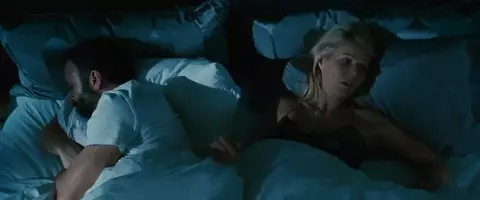 Gwyneth Paltrow and Leighton Meester - Country Strong (2010)