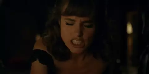 Veronica Echegui nude - Trust S01E01 (2018)