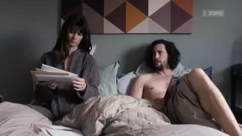 Vera Bommer nude - Seitentriebe S01E04 (2018)