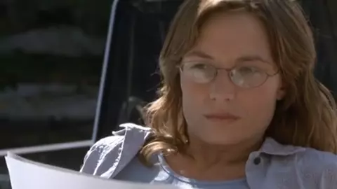 Elizabeth Hurley nude, Catherine McCormack sexy – The Weight Of Water (2000)