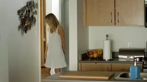 Kaniehtiio Horn nude – Embrace of the Vampire (2013)