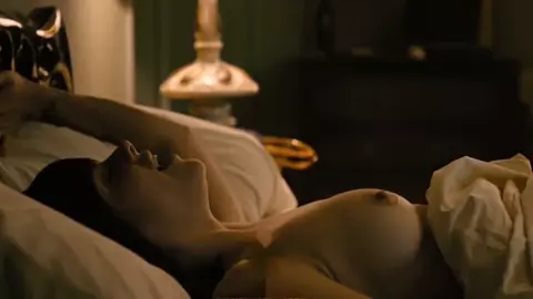 Olivia Luccardi and Kayla Foster - The Deuce - s01e04 (2017)
