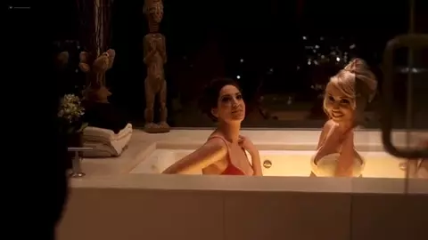 Jessica Clark, Jenna Haze, Claudia Fijal nude – Pocket Listing (2015)