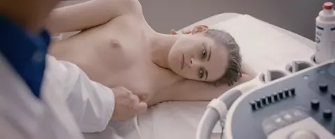 Kristen Stewart nude - Personal Shopper (2016)