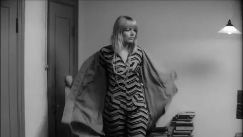 Anne Kehler & Susanne Krage nude - Quiet Days In Clichy (1970)
