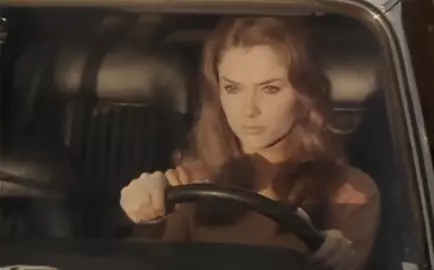 Je suis une nymphomane - Vintage Sexy Lesbian Video
