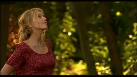 Ludivine Sagnier naked celebrity - La petite lili