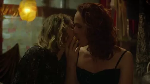 Stella Rabello Nude - Me Chama De Bruna s02e06 (2017)