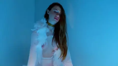 Andrea Margaret, Alexis Hutt - W4M (2012)