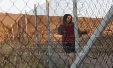 Daphne Patakia, Maryne Cayon nude - Djam (2017)