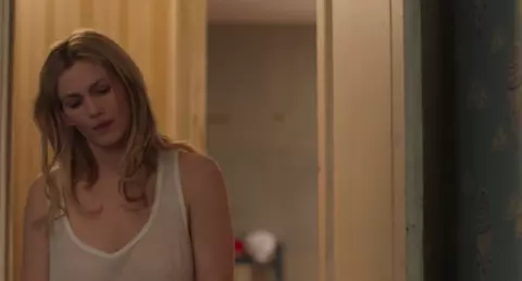 Margot BanMargot Bancilhoncilhon, Camille Razat nude - Ami-ami (2018)