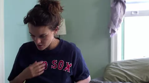 Frankie Shaw nude - SMILF s02e00 (2018)