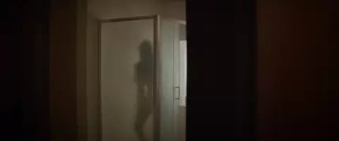 Emily Ratajkowski nude - Welcome Home (2018)