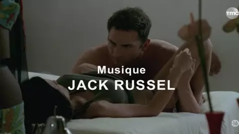 Nina Roberts, Helene Quilez naked - Pour le meilleur et pour le plaisir (2005)