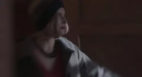 Helena Noguerra nude - Au Dela Des Apparences s01e02 (2019)