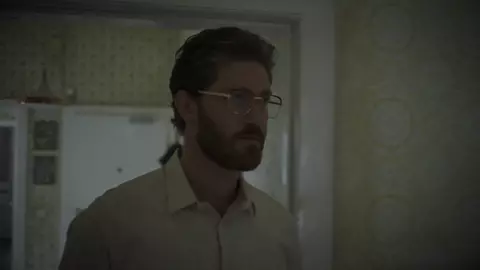 Julia Koschitz nude - Counterpart s02e06 (2019)