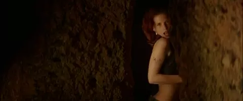 Emma Suarez, Silke nude - Tierra (1996)
