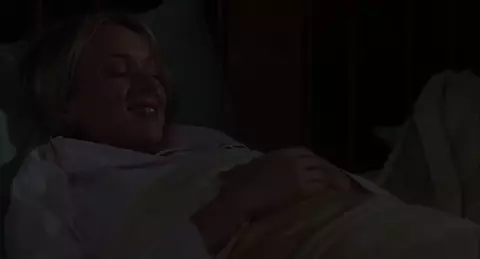 Laura Harring nude, Naomi Watts nude – Mulholland Dr. (2001)