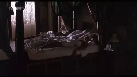 Natasha Richardson nude – The Comfort of Strangers (1990)