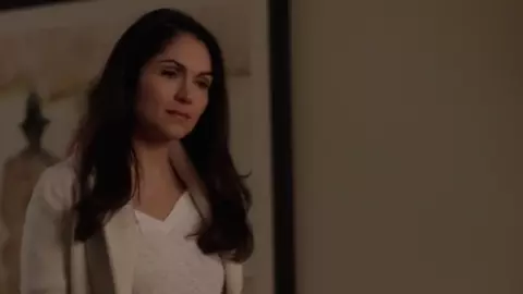 Naturi Naughton nude, Lela Loren nude – Power s01e02 (2014)