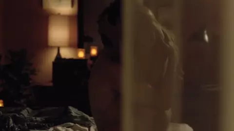 Eliza Coupe nude – Casual s01e06 (2015)