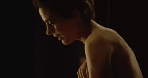 Moanna Ferre nude - Meprise (2018)
