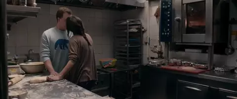 Sarah Adler naked - The Cakemaker (2017)