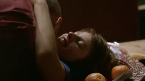 Karin Viard nude - La nouvelle Eve (1999)