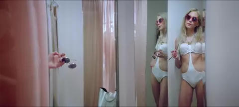 Victoria Carmen Sonne, Mill Jober nude - Holiday (2018)
