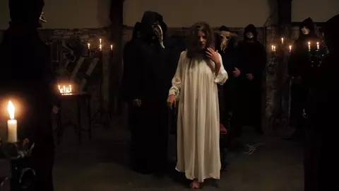 Manon Pages nude - The Demonologist (2018)