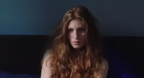 Agathe Bonitzer, Sandrine Kiberlain - La Belle Et La Belle (2018)
