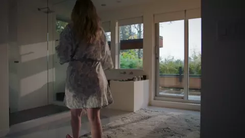 Harriet Dyer nude - The InBetween s01e01 (2019)
