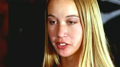 Erin Brown, Julian Wells, Andrea Davis nude - Chantal (2007) Explicit Scenes