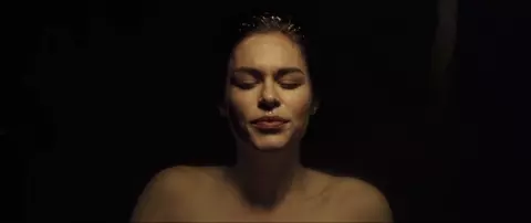 Kirsty Averton nude - The Holly Kane Experiment (2017)