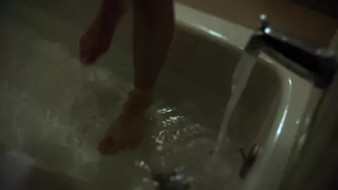 Rachael Taylor, Jamie Neumann nude - Jessica Jones s03e09-10 (2019)