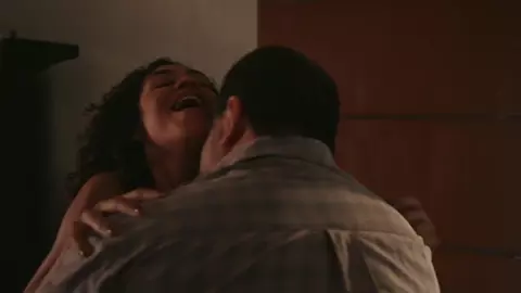 Karen Motta nude - Sob Pressao s02e08 (2018)