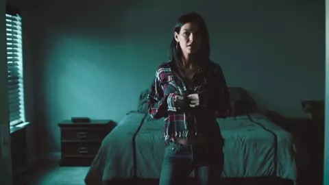 Eva Hamilton naked - Death Kiss (2018)