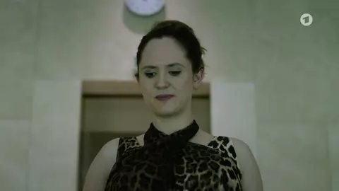 Emily Cox naked - Tatort e1079 (2019)