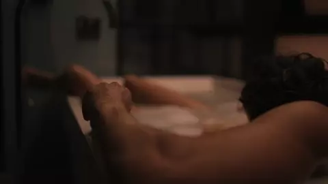 Ella Purnell nude - Sweetbitter s02e01-02 (2019)