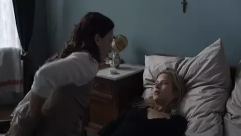 Janna Lisa Dombrowsky & Susanne Sachsse - Bandaged (2009)