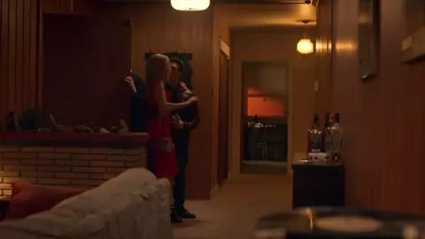Cynthia Preston nude - Tom Clancy’s Jack Ryan s01e03 (2018)