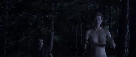 Sexy Maryne Bertiaux nude - L'avenir est tellement radieux (que je dois porter des lunettes noires) (2015)