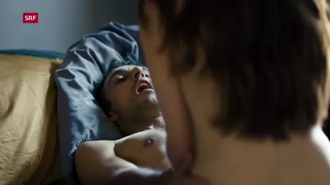 Sexy Vera Bommer nude - Seitentriebe s02e02-04 (2019)