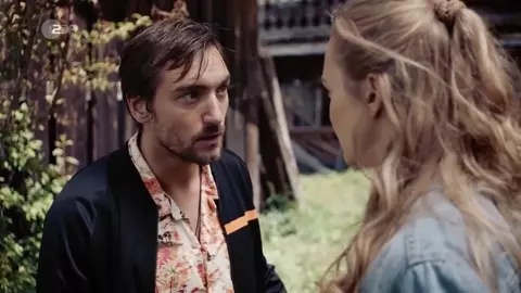Sexy Johanna von Gutzeit nude - Team Alpin s02e01 (2019)