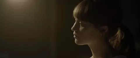 Sexy Alicia Vikander, Riley Keough nude - Earthquake Bird (2019)