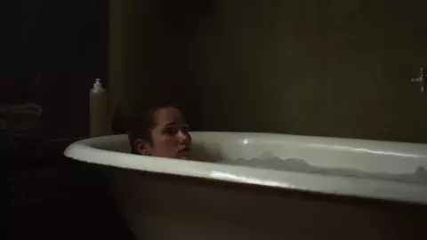 Sexy Eliska Krenkova - Haunted s01e03 (2018)